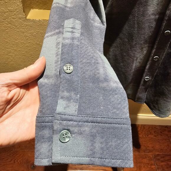 32 Degrees Heat L Soft Brushed Plaid Button Shirt Sage Green Cabincore Cozycore - Picture 10 of 10